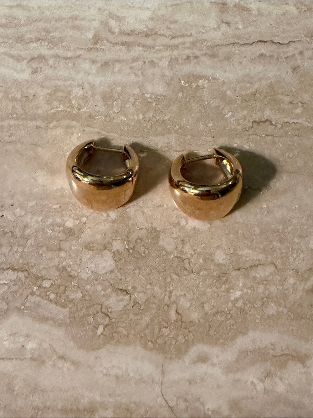 MONICA VINADER Tapered Gold Huggie Earrings